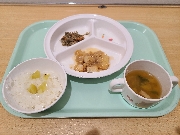 11月22日の給食とおやつ