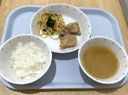 11月13日の給食とおやつ